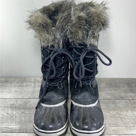 Sorel NL3481 Joan of Arctic Women’s Waterproof Black Leather Booties Boots Sz 9 - Picture 3 of 9